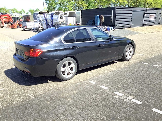 2014 bmw 330d personenauto - afbeelding 2 van  2