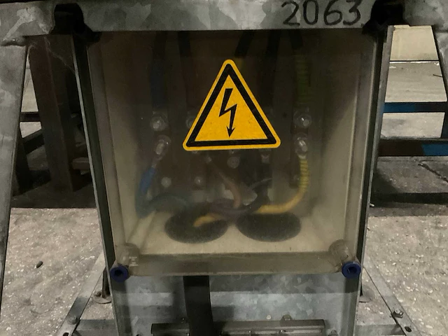 2014 bos elektro bv medium krachtstroomverdeler - afbeelding 6 van  10