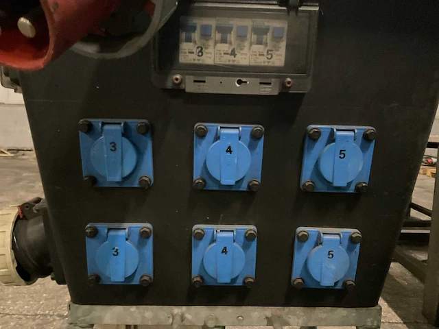 2014 bos elektro bv medium krachtstroomverdeler - afbeelding 10 van  10