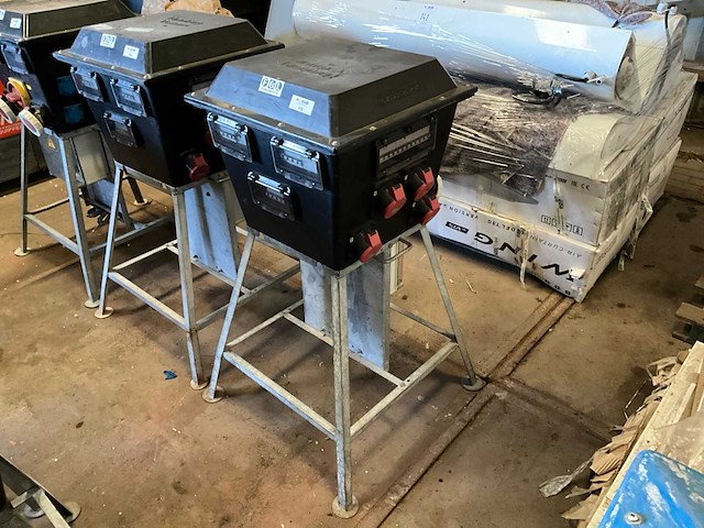 2014 bos medium bouwaansluitkast - afbeelding 1 van  6