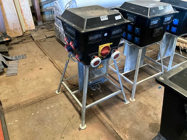 2014 bos medium bouwaansluitkast - afbeelding 1 van  6