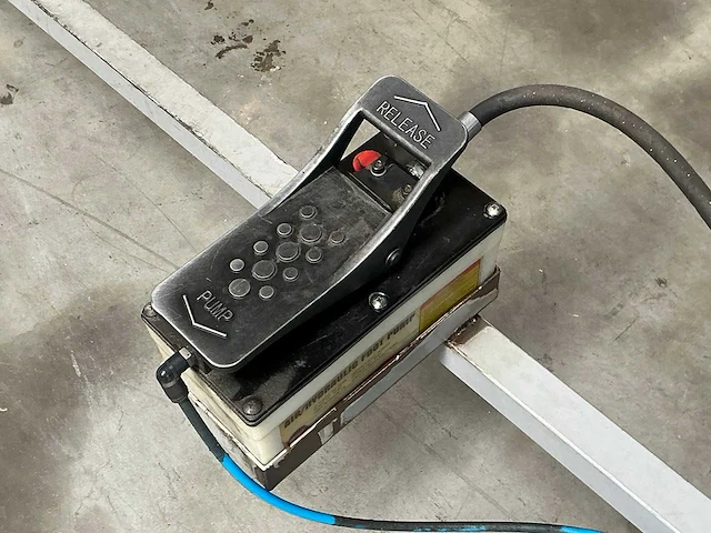 2014 bug-o mpd 1002 lasmanipulator ( tig ) - afbeelding 4 van  7