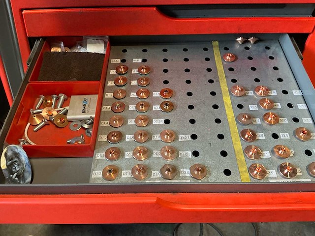 2014 bystronic byautonom 3015 lasersnijmachine (fiber machine) - afbeelding 13 van  41