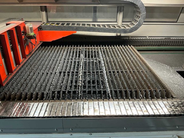 2014 bystronic byautonom 3015 lasersnijmachine (fiber machine) - afbeelding 6 van  45