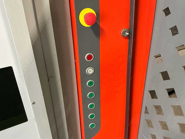 2014 bystronic byautonom 3015 lasersnijmachine (fiber machine) - afbeelding 35 van  45
