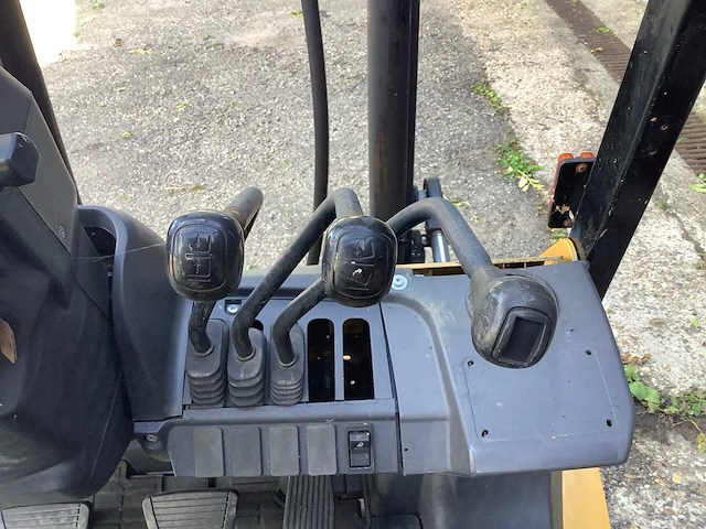 2014 cathapilar dp25nt vorkheftruck - afbeelding 7 van  8