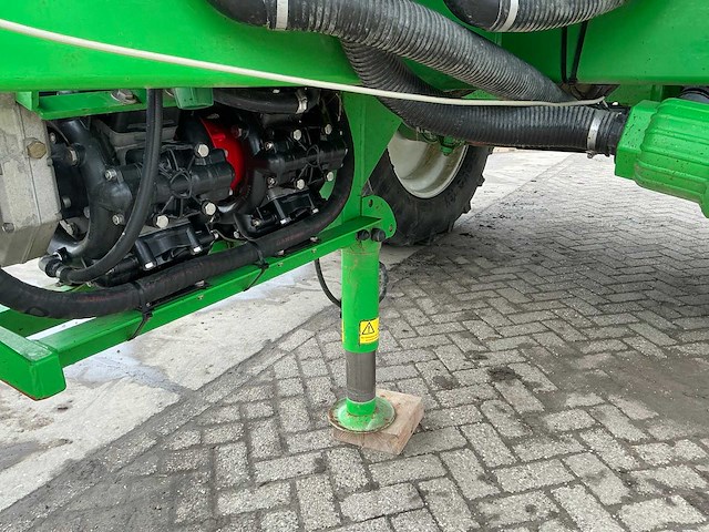 2014 chd eefting f4139a veldspuit - afbeelding 27 van  56