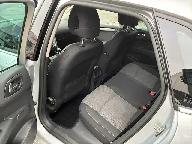 2014 citroen c4 1.2 puret collection personenauto - afbeelding 15 van  34