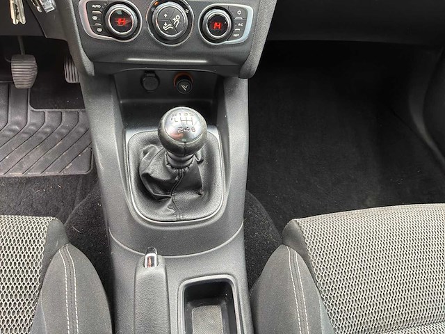 2014 citroen c4 1.2 puret collection personenauto - afbeelding 13 van  34