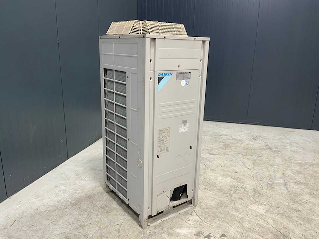2014 daikin erq125a7w1b chiller - afbeelding 1 van  5