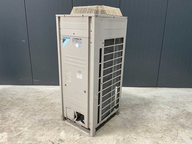 2014 daikin erq125a7w1b chiller - afbeelding 3 van  5