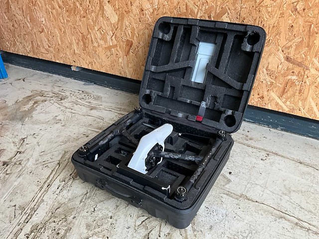 2014 dij drone - afbeelding 1 van  3