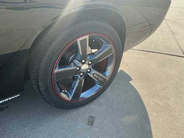2014 dodge challenger hemi r/t personenauto - afbeelding 29 van  34