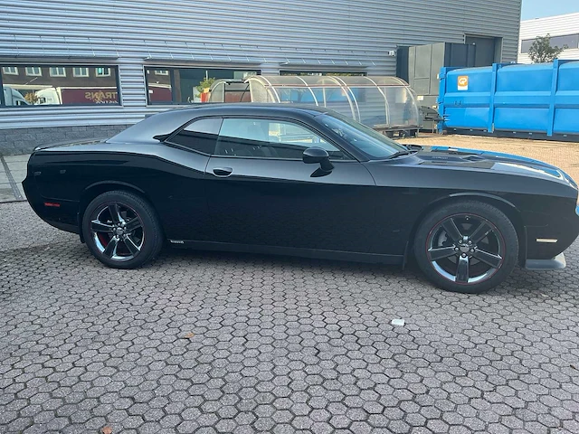2014 dodge challenger hemi r/t personenauto - afbeelding 33 van  34