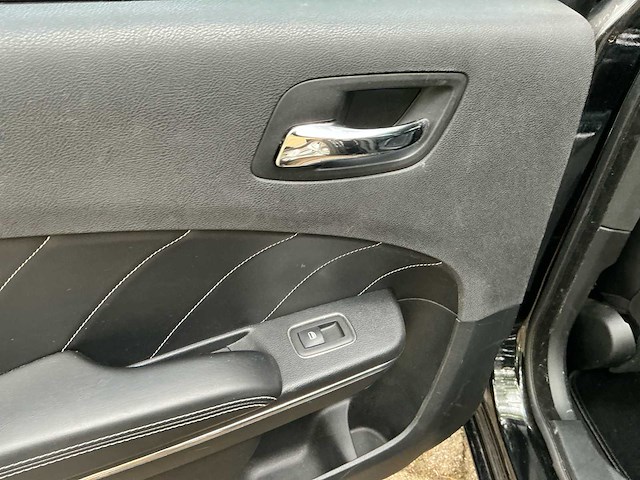 2014 dodge charger personenauto - afbeelding 3 van  6