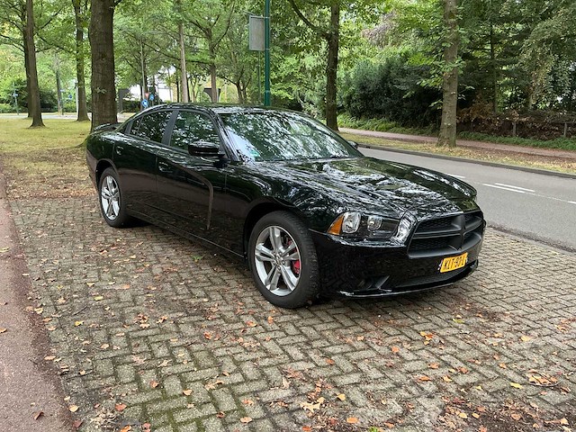 2014 dodge charger personenauto - afbeelding 26 van  29