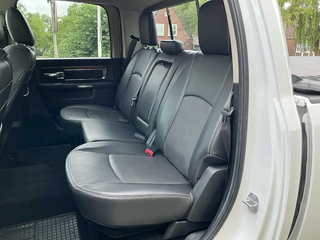 2014 dodge ram 1500 ecodiesel 3.0 td 4x4 cc 5'7 bedrijfswagen - afbeelding 30 van  48