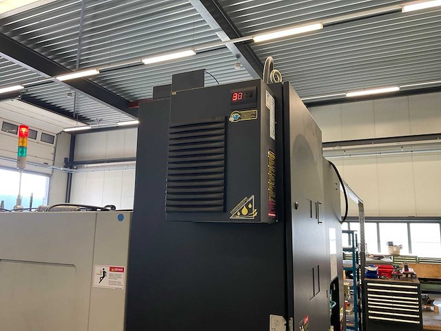 2014 doosan dnm 400 ii cnc verticale bewerkingscentra - afbeelding 13 van  28