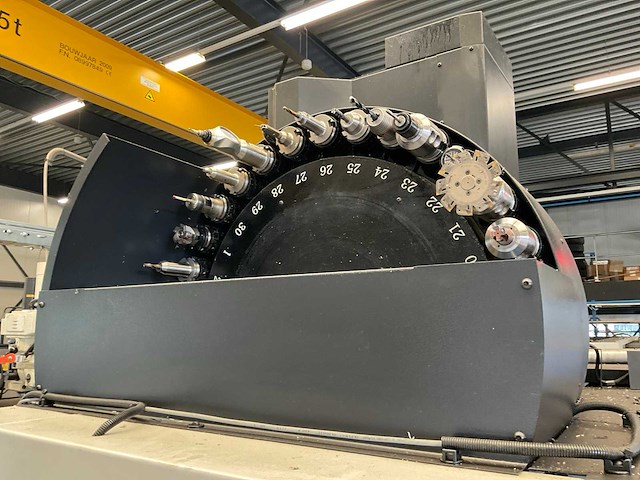 2014 doosan dnm 400 ii cnc verticale bewerkingscentra - afbeelding 6 van  28