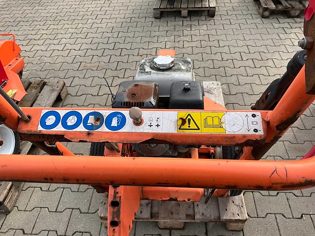 2014 dosko 337-13h boomstronkhakselaar - afbeelding 10 van  13