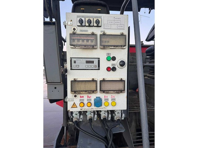 2014 dynapac f1700c asfalteermachine - afbeelding 5 van  15