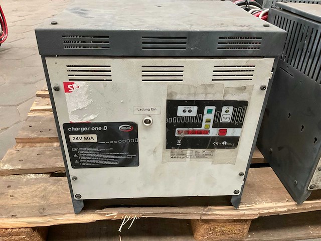 2014 elektrant acculader - afbeelding 3 van  5