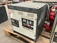 2014 elektrant acculader - afbeelding 4 van  5