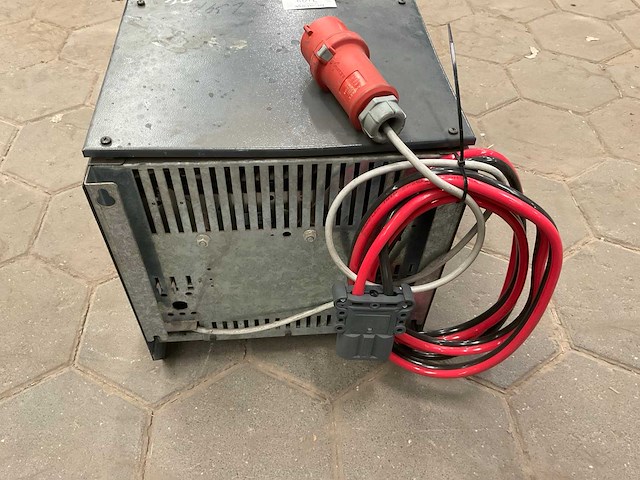 2014 elektrant acculader - afbeelding 5 van  5