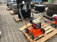 2014 eliet e401 vm verticuteermachine - afbeelding 6 van  11