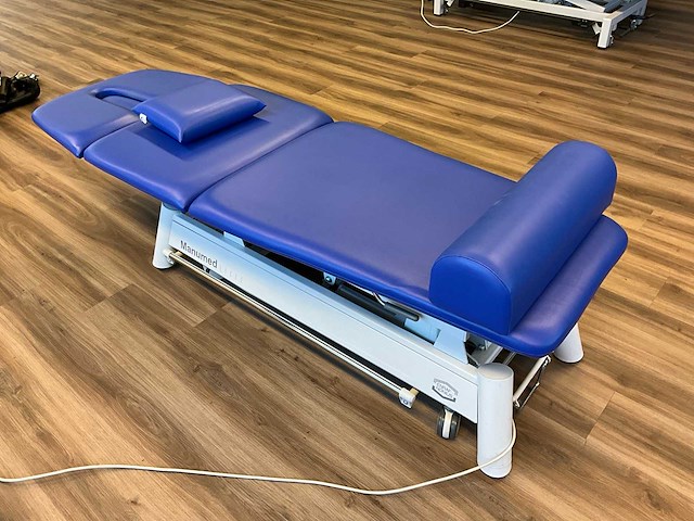 2014 enraf nonius manumed 222 3-delige behandeltafel - afbeelding 1 van  8