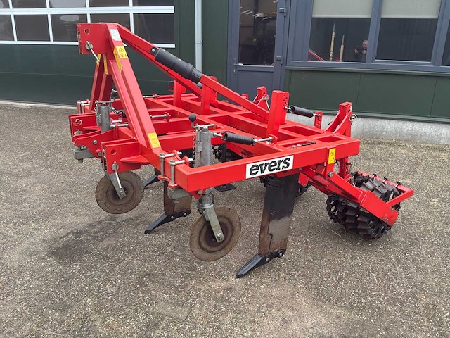 2014 evers wbg-3 graslandwoeler - afbeelding 7 van  14