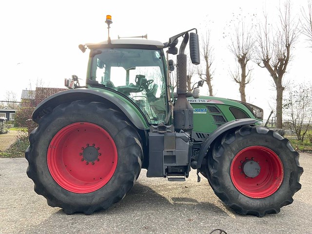 2014 fendt 718 scr vierwielaangedreven landbouwtractor - afbeelding 21 van  24