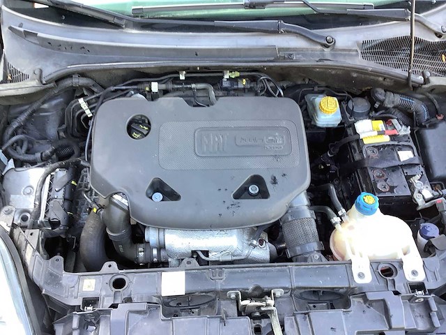2014 fiat punto evo 0.9 twinair pop personenauto 3-xpn-86 - afbeelding 5 van  8
