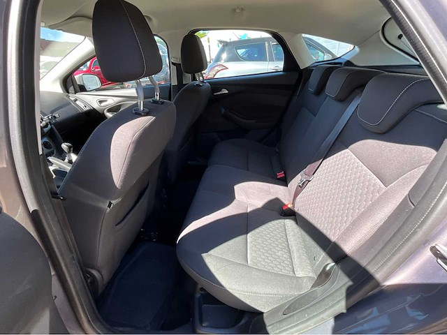 2014 ford focus 1.0 ecob. titanium personenauto - afbeelding 11 van  28
