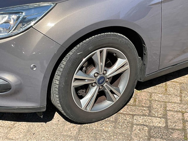 2014 ford focus 1.0 ecob. titanium personenauto - afbeelding 17 van  28