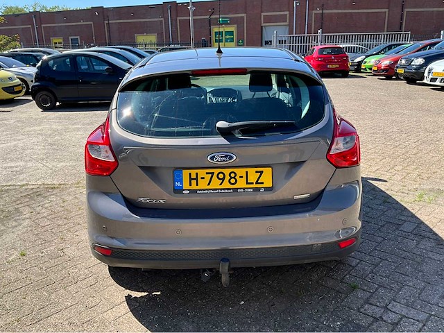 2014 ford focus 1.0 ecob. titanium personenauto - afbeelding 25 van  28