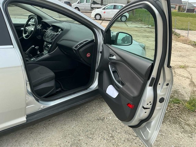 2014 ford focus wagon 1.0 ecob. edit. plus personenauto - afbeelding 35 van  43