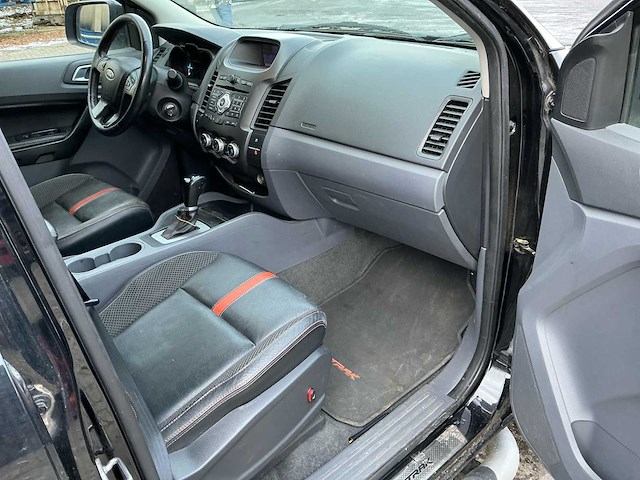 2014 ford ranger 3.2 tdci wildtrak sc personenauto - afbeelding 18 van  42