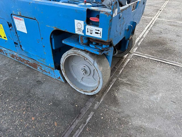 2014 genie gs 2032 schaarhoogwerker - afbeelding 12 van  15