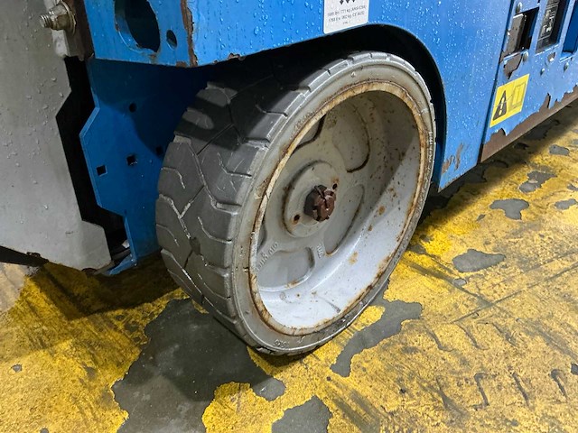 2014 genie gs-2032 schaarhoogwerker - afbeelding 6 van  15