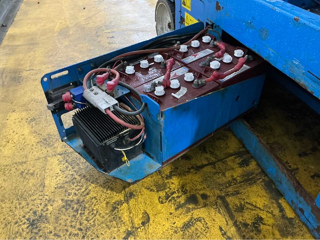 2014 genie gs-2032 schaarhoogwerker - afbeelding 8 van  15