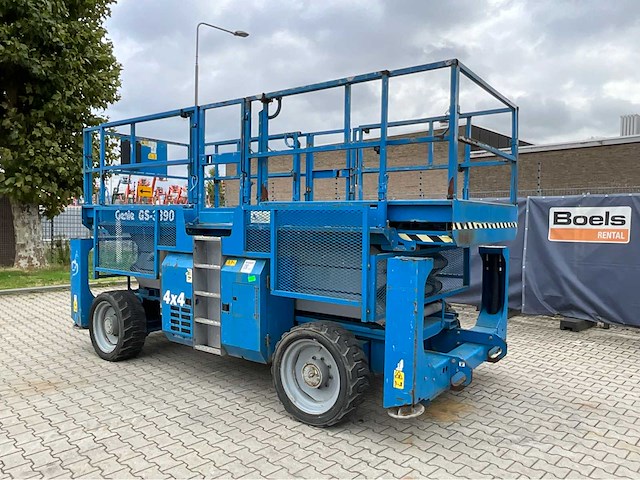 2014 genie gs-3390 hoogwerker 4x4 - afbeelding 12 van  41