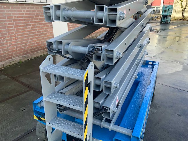 2014 genie gs-4047 schaarhoogwerker - afbeelding 2 van  25