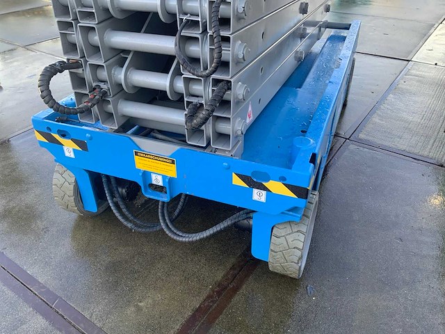 2014 genie gs-4047 schaarhoogwerker - afbeelding 9 van  25