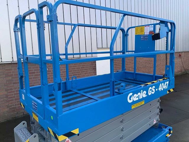 2014 genie gs-4047 schaarhoogwerker - afbeelding 23 van  25