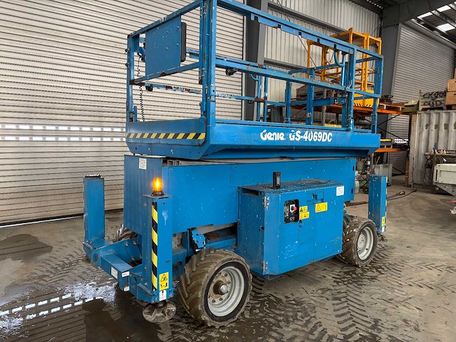 2014 genie gs 4069 dc schaarhoogwerker accu 2023 - afbeelding 5 van  9