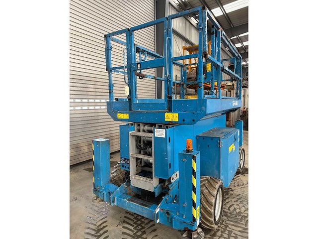 2014 genie gs 4069 dc schaarhoogwerker accu 2023 - afbeelding 9 van  9