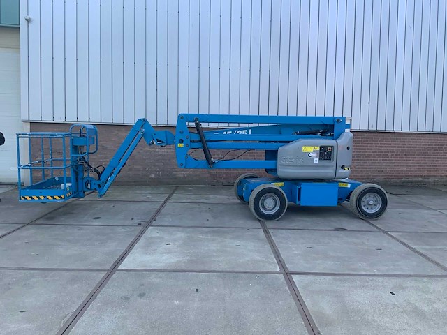2014 genie z-45 / 25j zelfrijdende kniktelescoophoogwerker - afbeelding 23 van  28