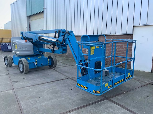 2014 genie z-45 / 25j zelfrijdende kniktelescoophoogwerker - afbeelding 26 van  28