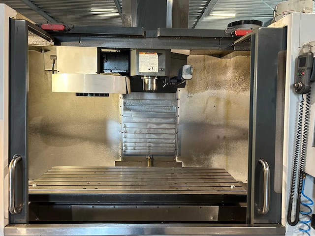 2014 haas vf-5 / 40xt cnc universele machinecentrum - afbeelding 13 van  16